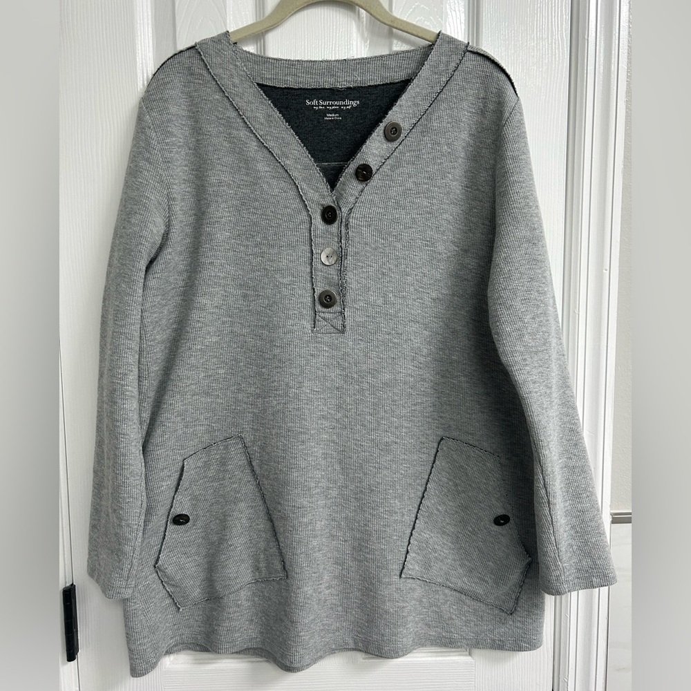 Soft Surroundings Gray Textured V-Neck Tunic Sz M